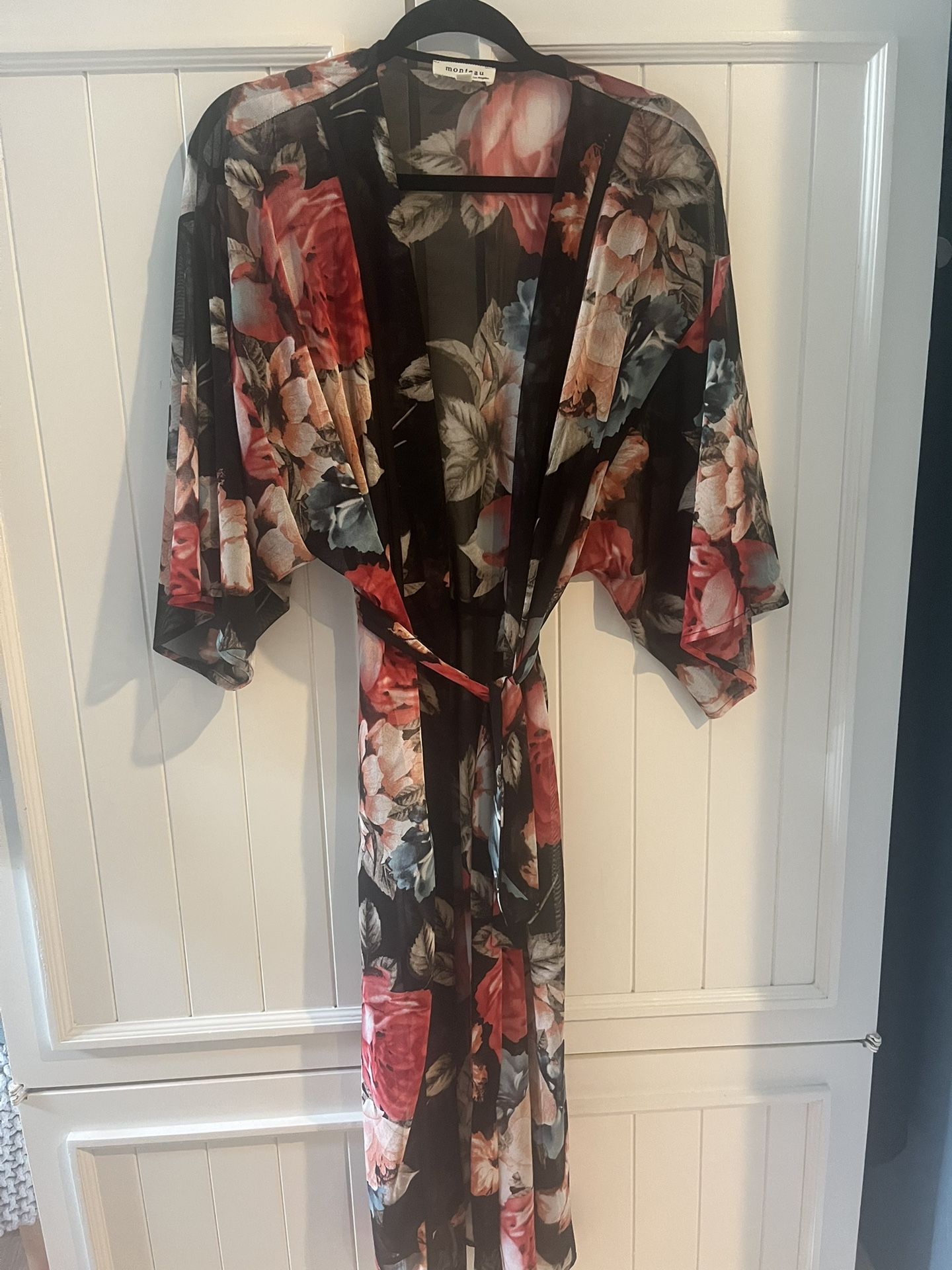 Women’s Floral Robe