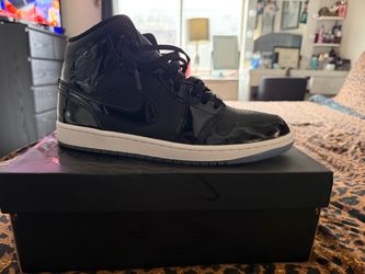 Air Jordan 1 mid  SPACE JAM brand new size 11.5
