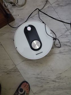 Robomann Self Vaccum Cleaner