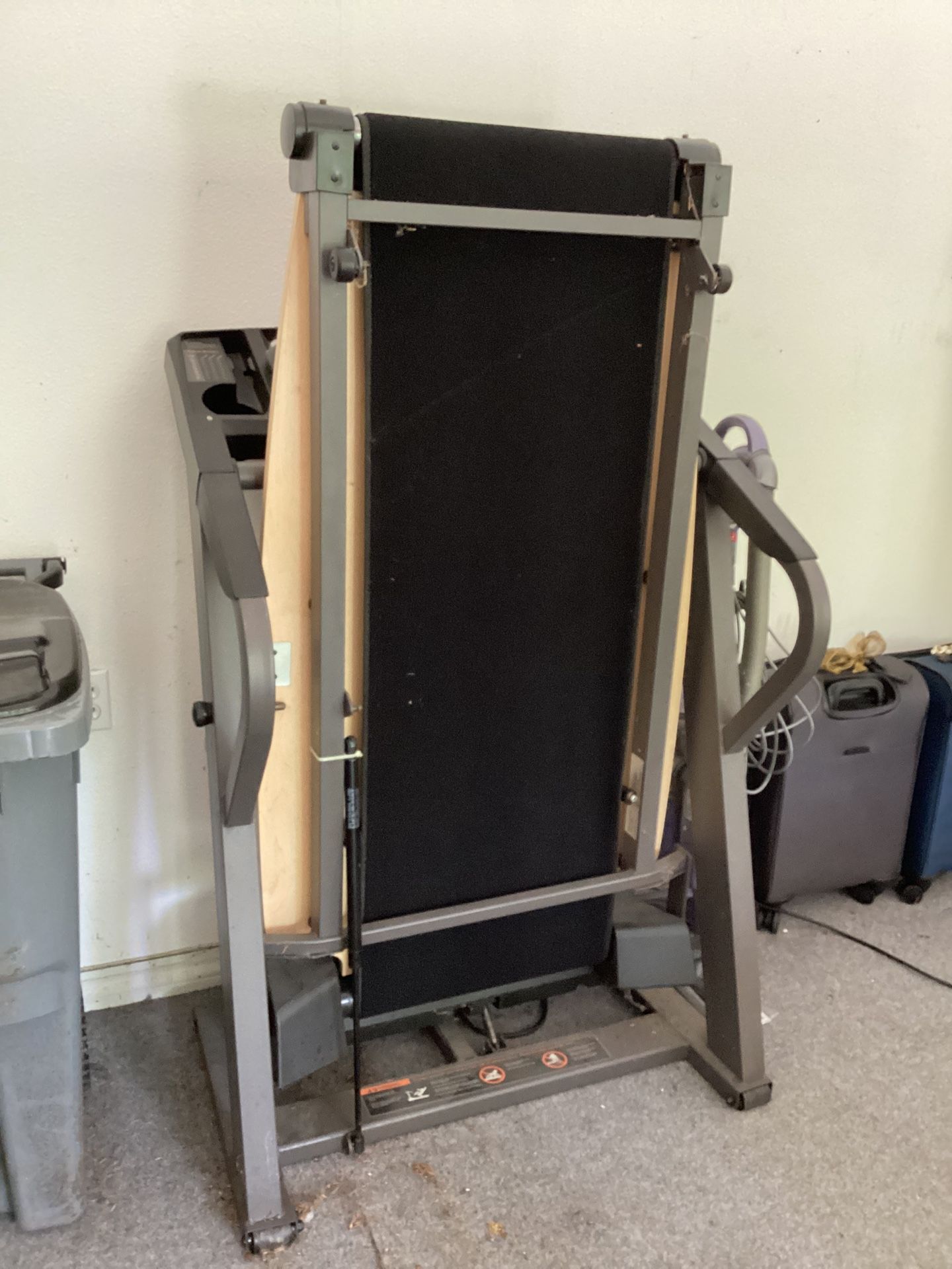 Folding Treadmill
