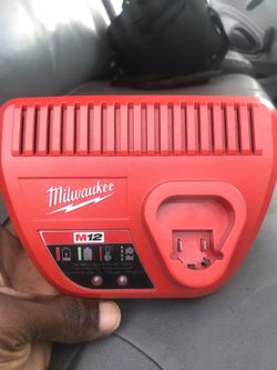Milwaukee M12 Drill Charger