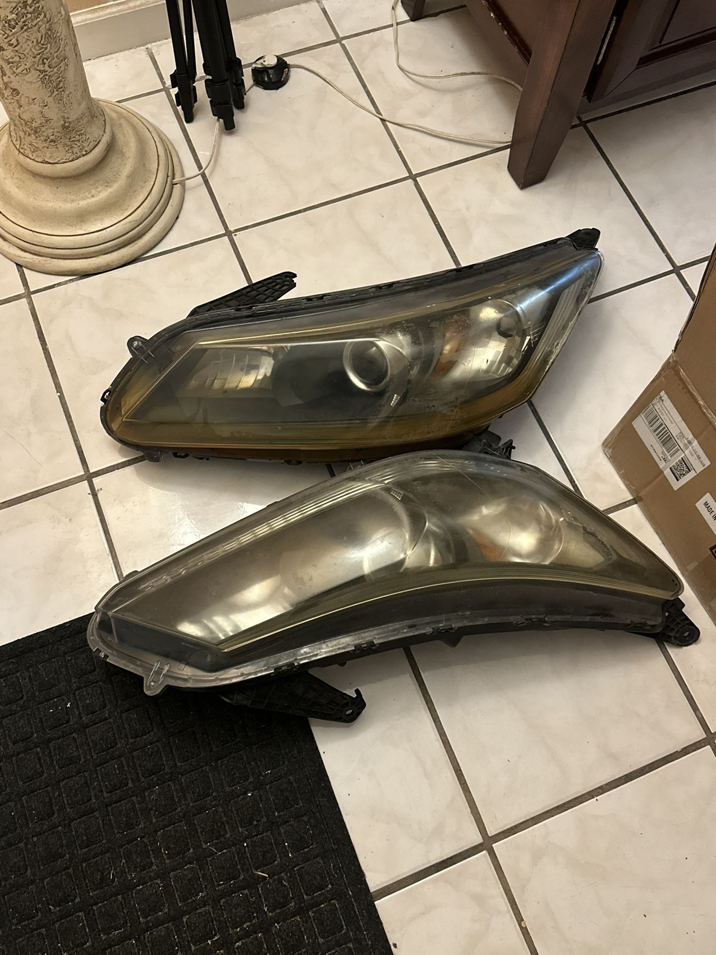 🔦 2014–2017 Honda Accord Headlights (Pair – Rough Condition)