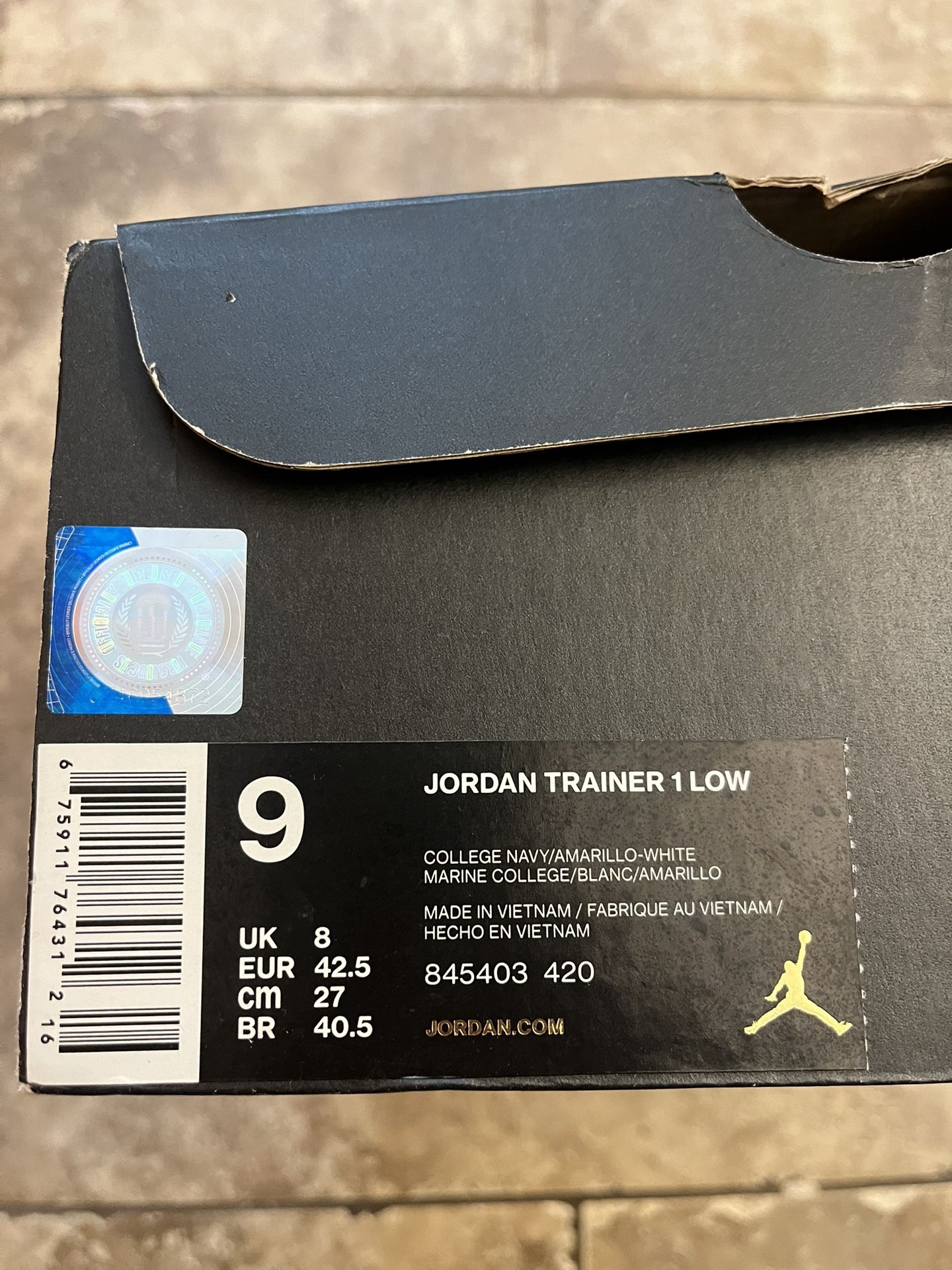 Nike Size 9 (men’s)