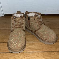 Kids’ Glitter Ugg Boots Size 11