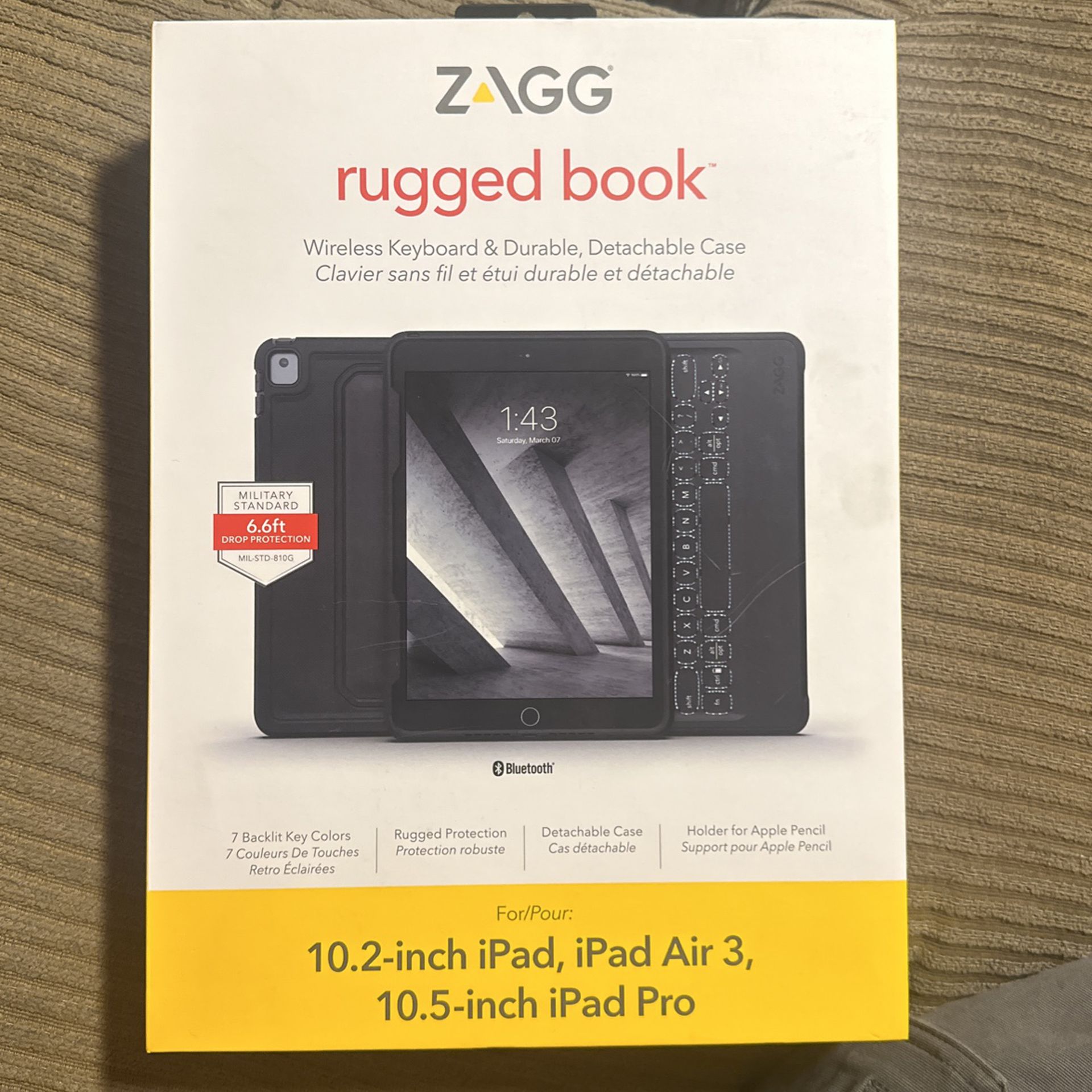 Rugged Book Apple iPad 10.2/10.5 In Black