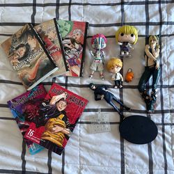 manga and figures **READ DESCRIPTION