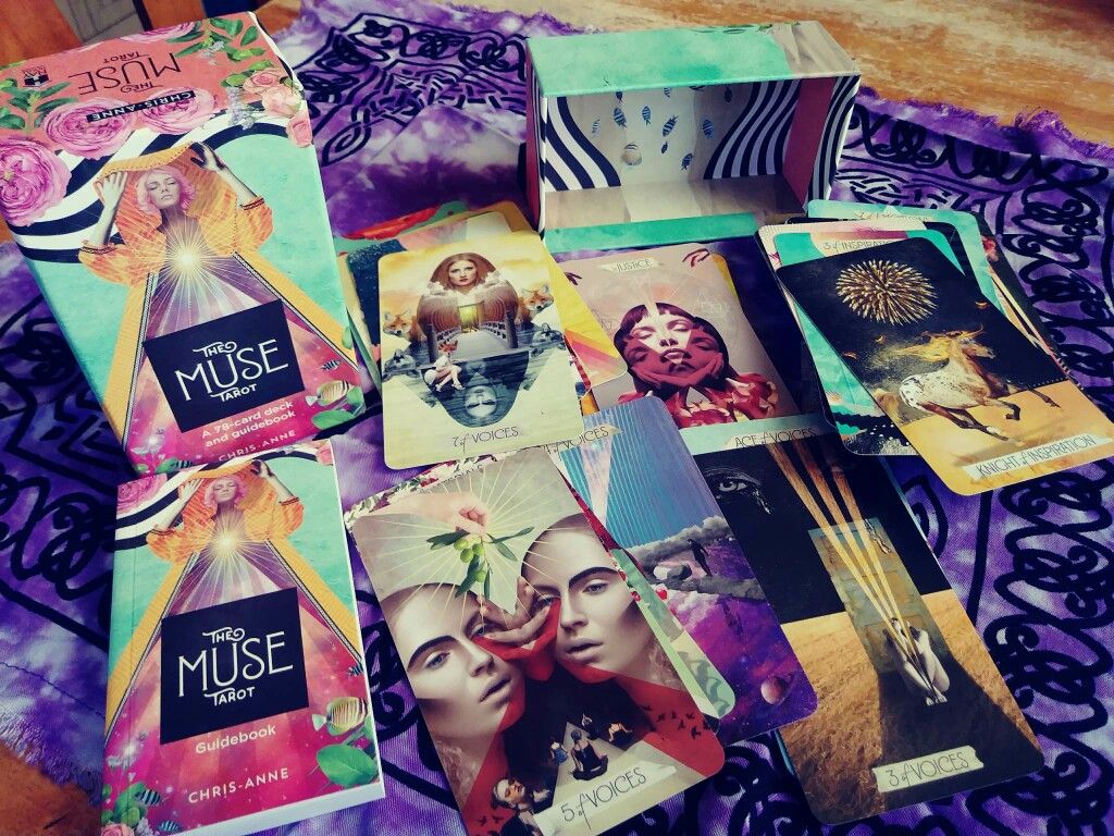 The Muse Tarot Deck And Book Set