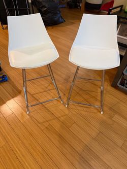 Bar stools - PRICED FOR FAST SALE