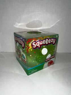 Squeezy squish toy dice brand new color green