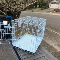 Small Dog Puppy Rabbit Kennel Crate Collapsible like New 24” L by 17”W 19”