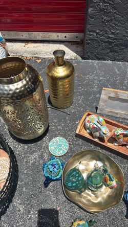 Decor sale