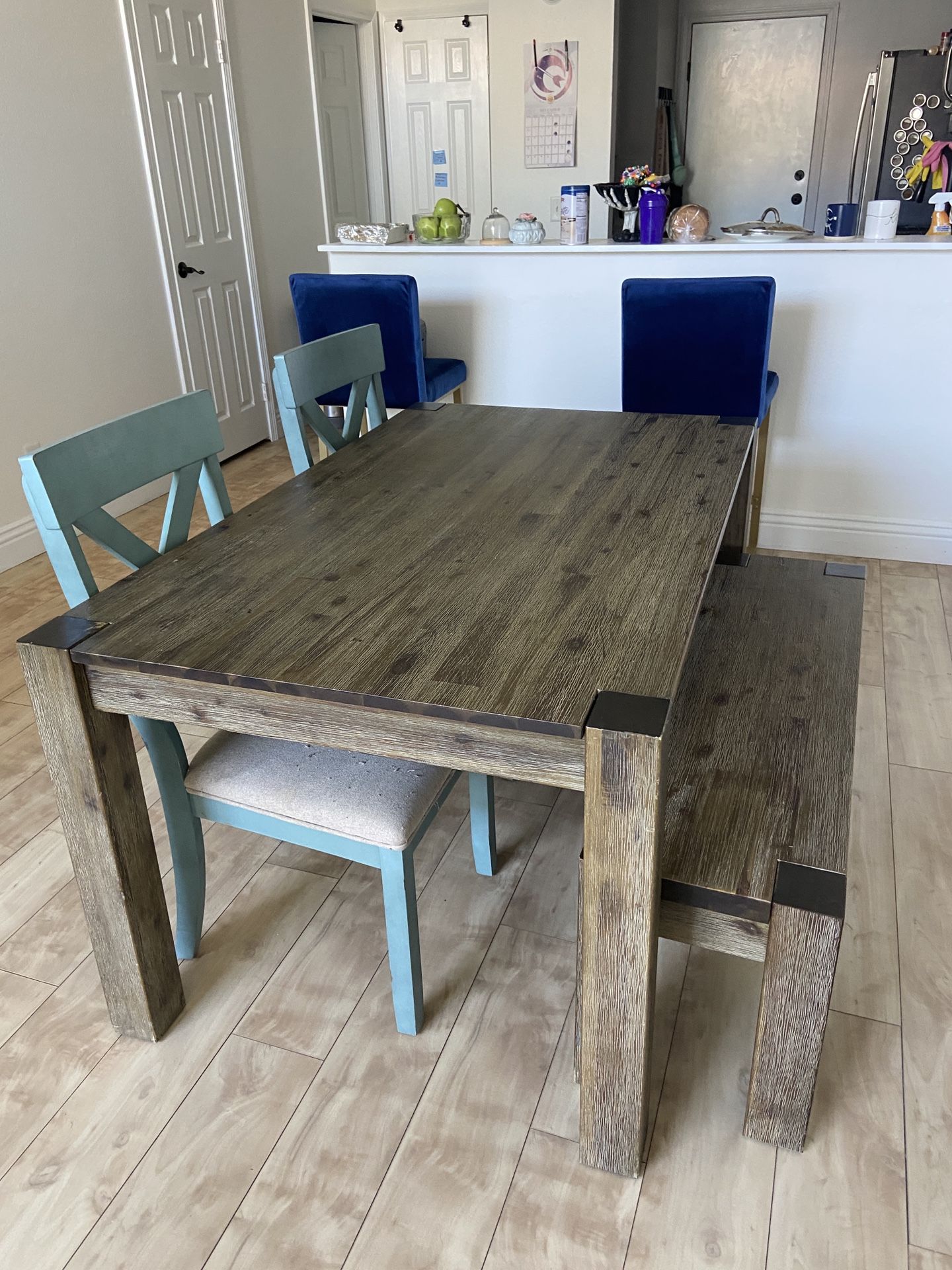 Free Dining Table W Bench And Chairs