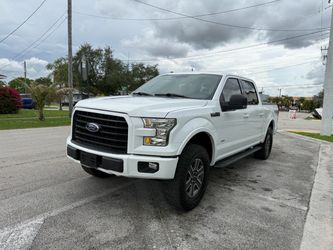 2017 FORD F150 FX4 SUPERCREW CAB PERFECT