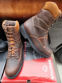 WOLVORINE WORKS BOOTS NO STEEL TOE [NO CASQUILLOS] ONLY SIZE 14. $65. PLEASE SOLO PERSONAS INTERESADAS THANKS 