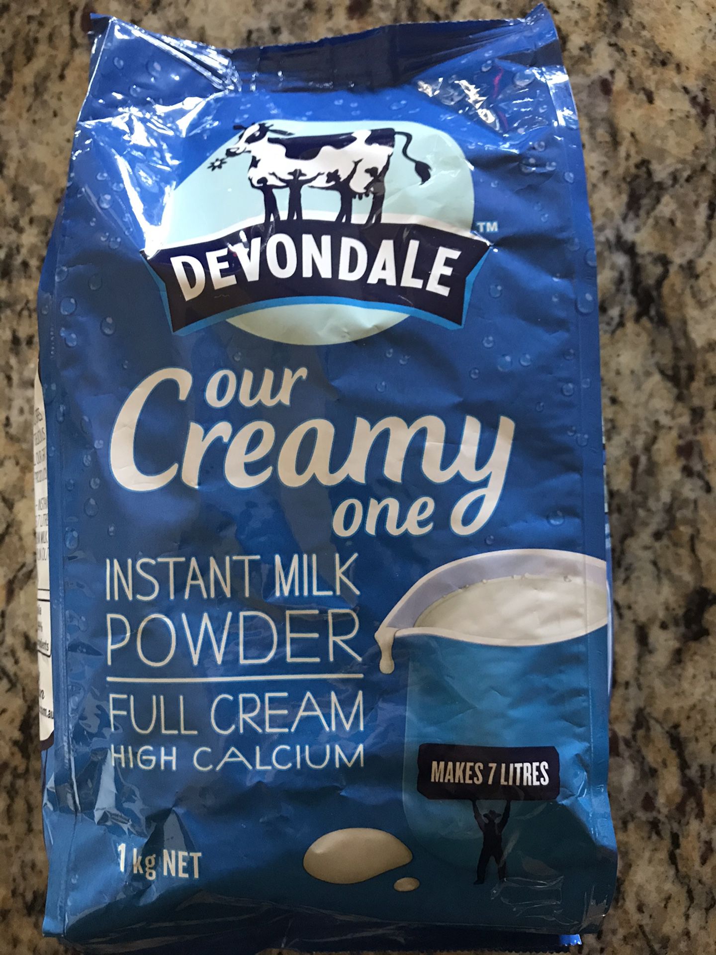 Instant powder milk from Australia