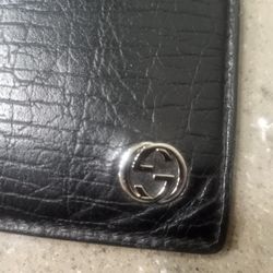 Used In Good Conditions  Black Leather Card Holder,card Case,wallet 4"x2.75" Serial Number Available 