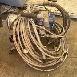 Graco 395 PC Paint Sprayer 