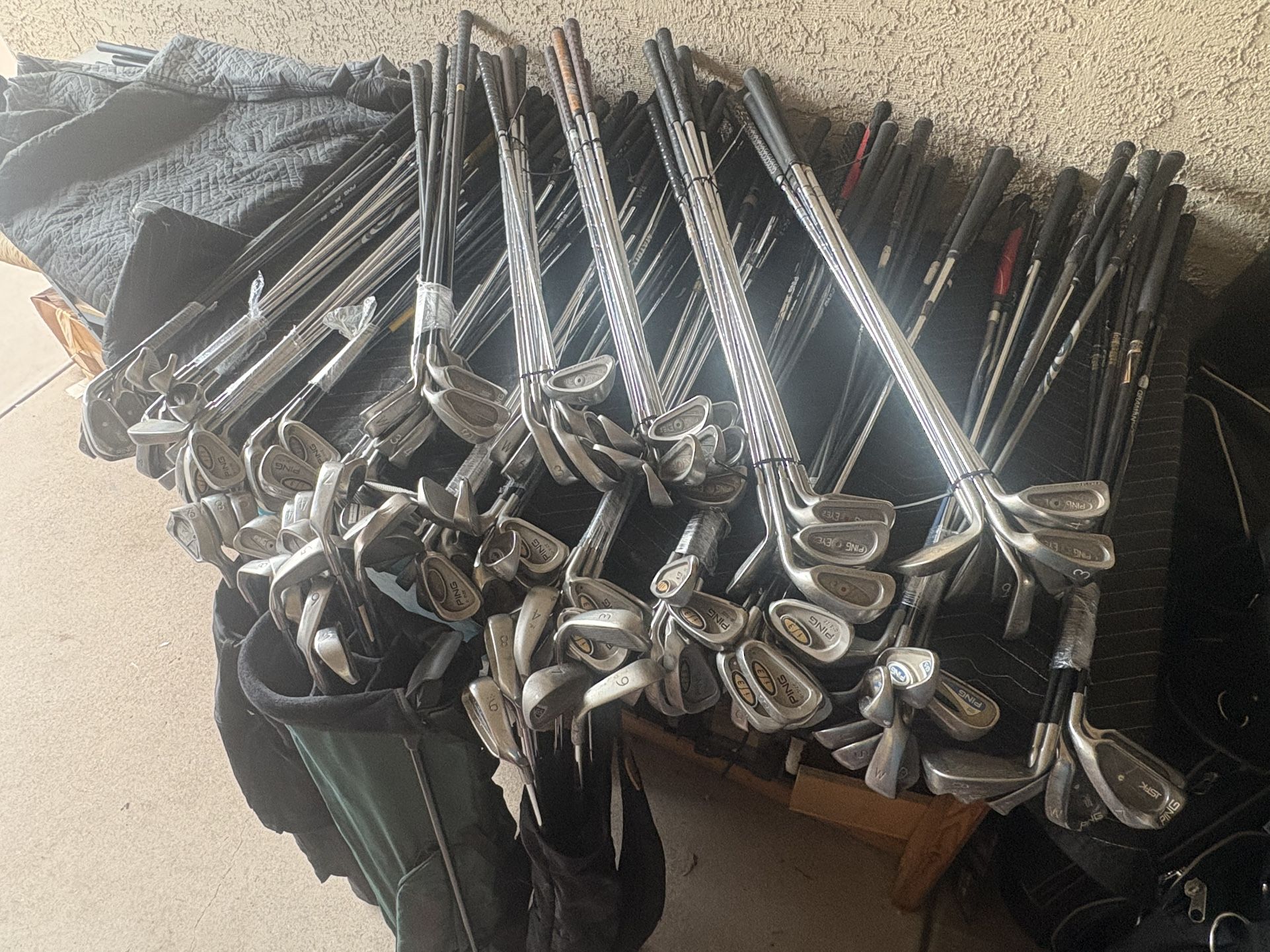 HUGE LOT PING RH Golf Clubs - Eye 2, ISI, i3, G2, G5
