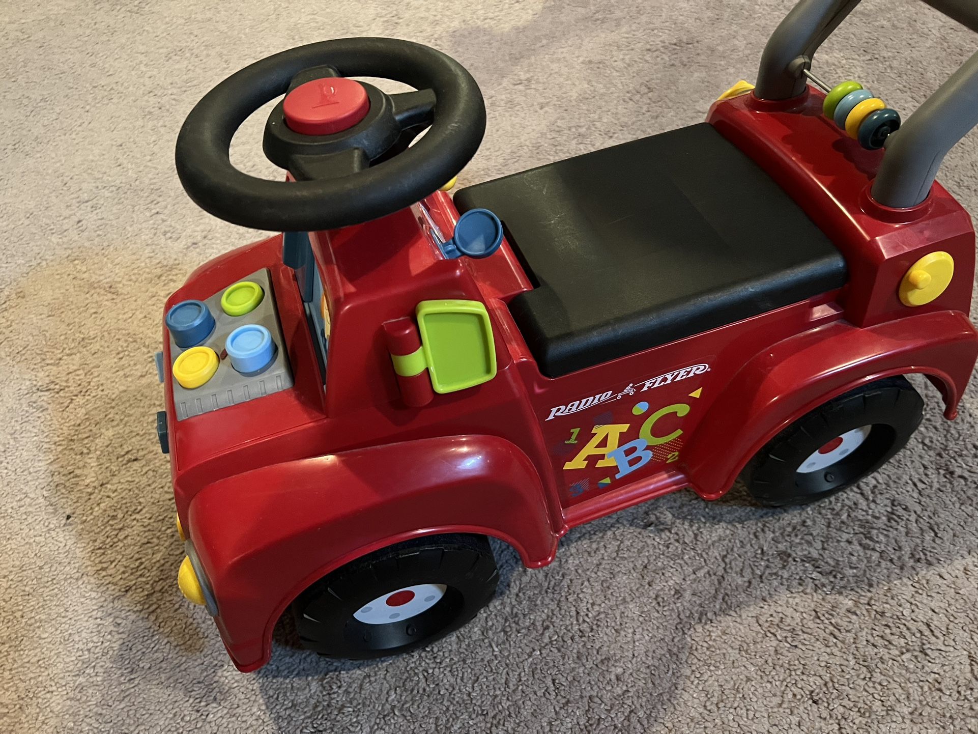Radio Flyer. Car. Kids. Toys.excellent Condition.$8