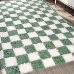 5x8 Checkered Soft Area Rug