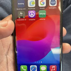 iPhone SE 3 unlocked