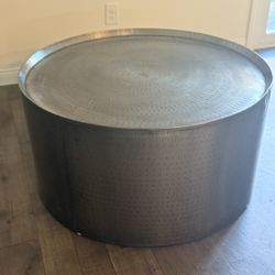 Living spaces Coffee Table