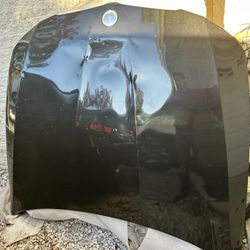 FREE - BMW E90 328i HOOD