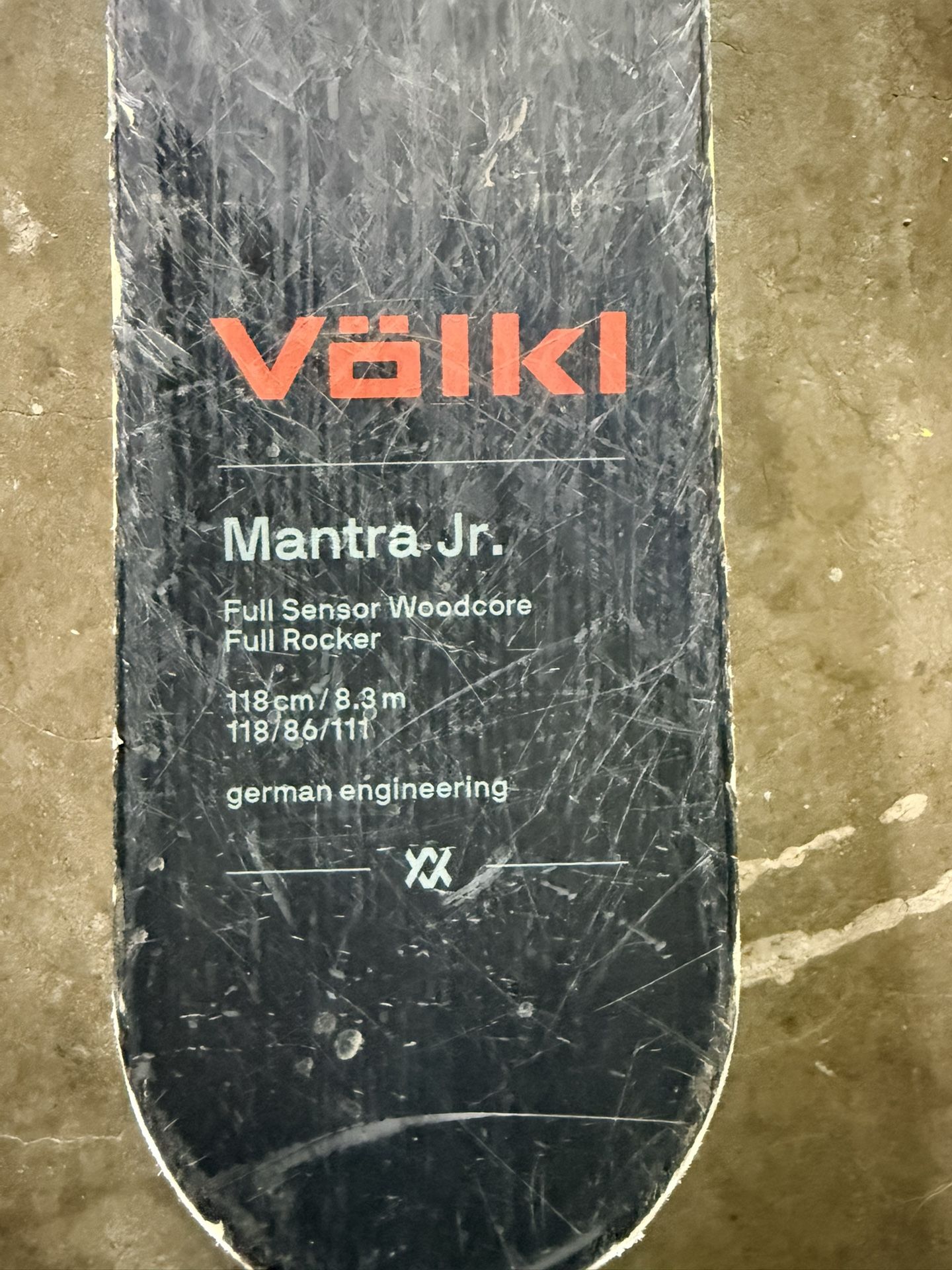 Used Jr Volki Mantra Jr 118 CM Skis