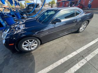 Camaro 2014 Chevy CLEAN TITLE!