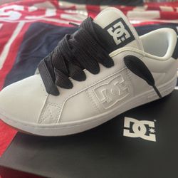 DC shoes DS 10.5 Asking $45