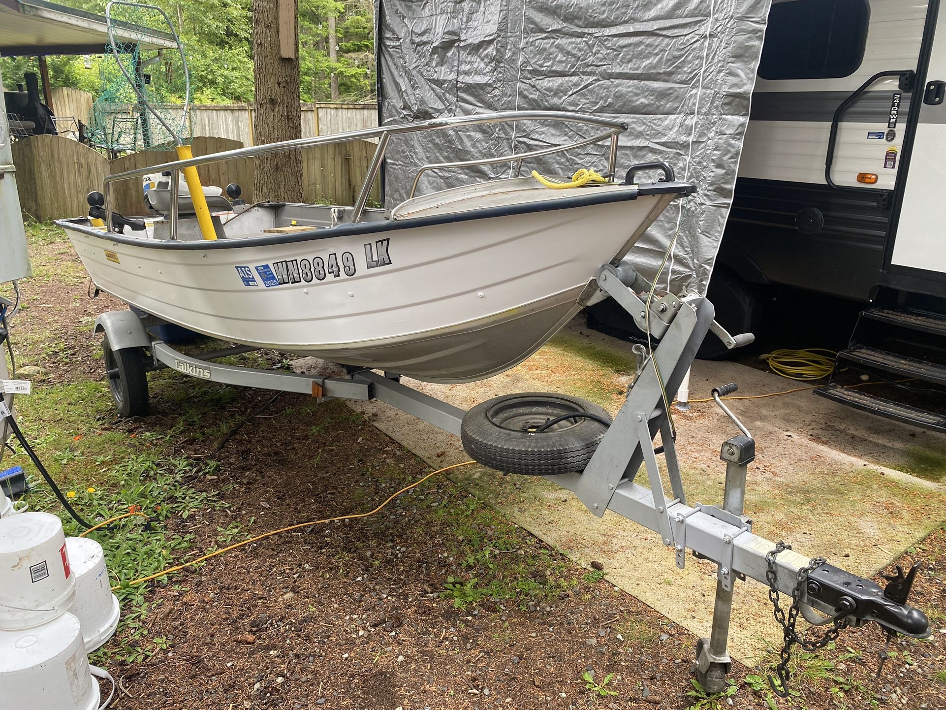 14’ Duroboat & Trailer