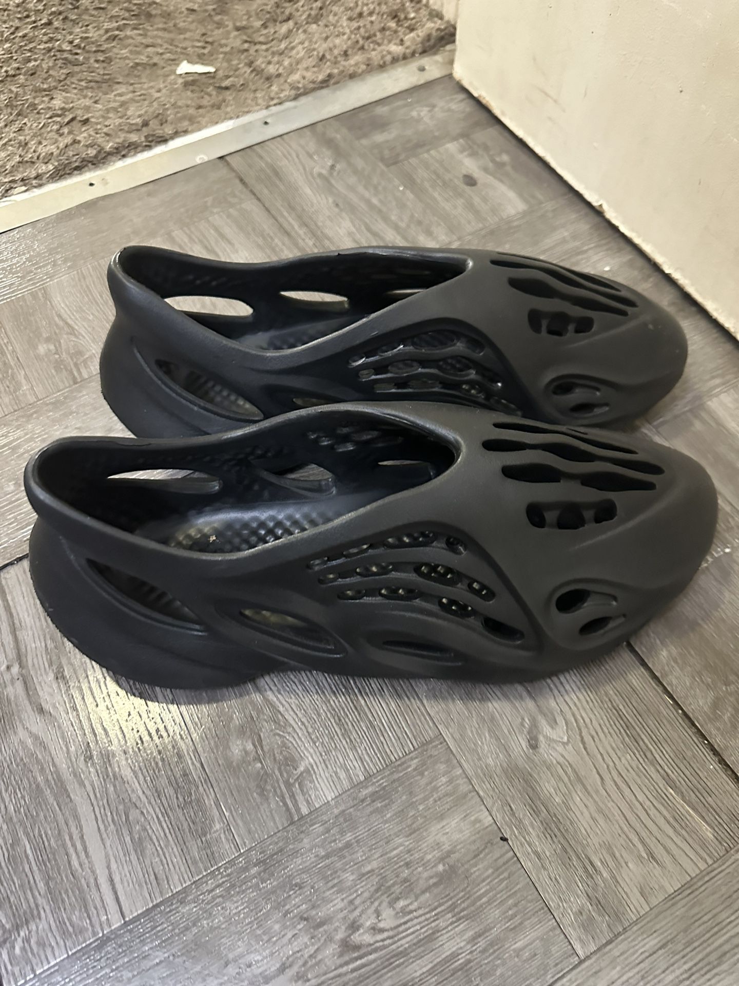 Size 12 Foam Runners No Box for Sale in Fremont, CA - OfferUp