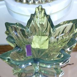 Marquis By Waterford Green Lead Crystal Maple Leaf