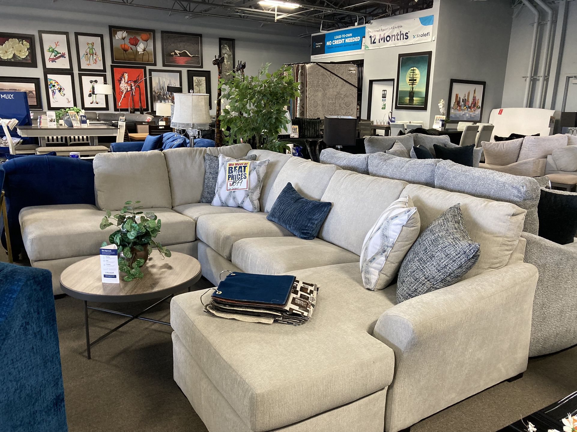 Cute Sectional 🏡🩷 $1,599
