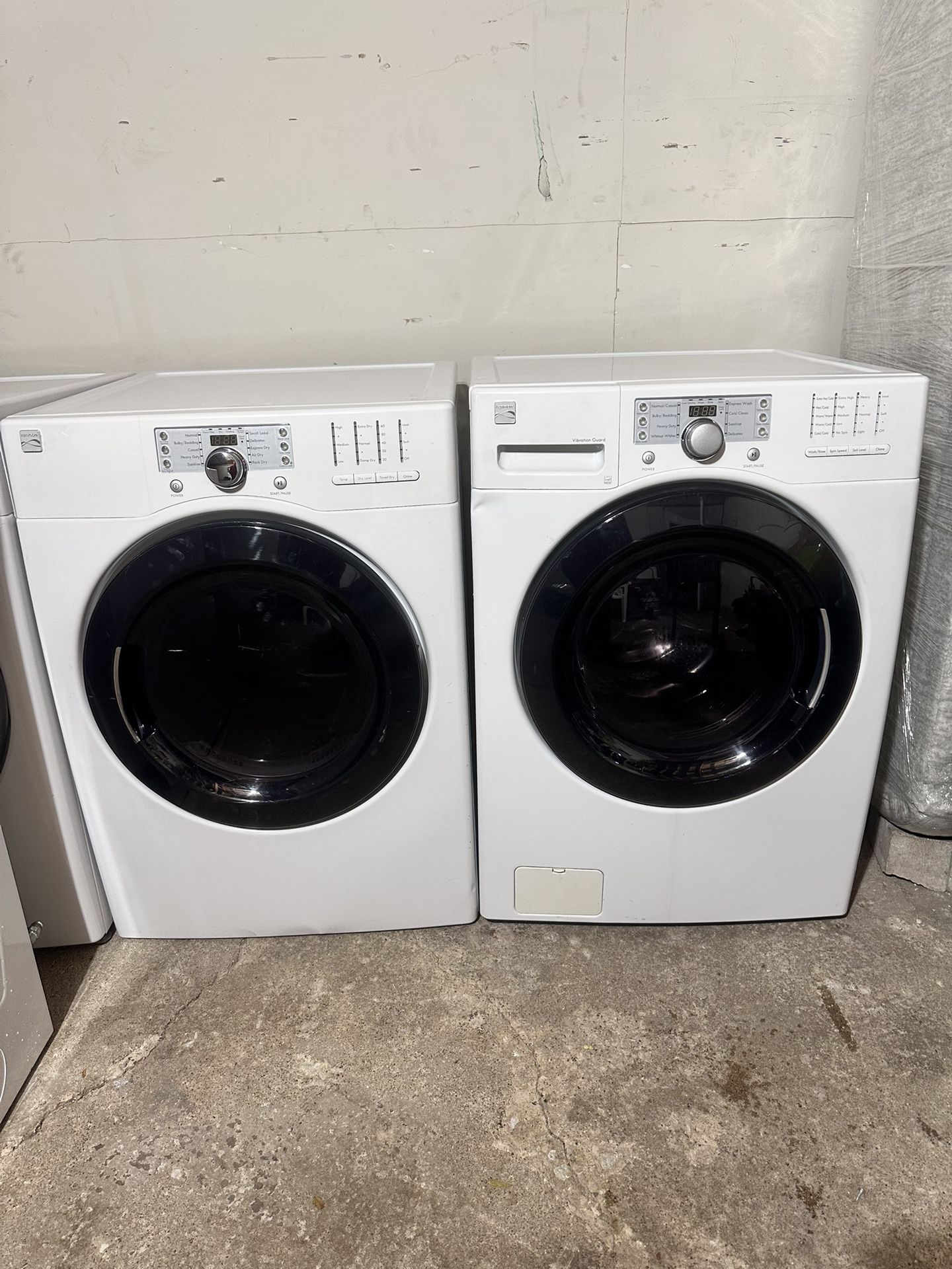 Kenmore Front Load Washer And GAS Dryer Set