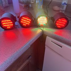 4 LUCES. PARA DJ O BANDA 