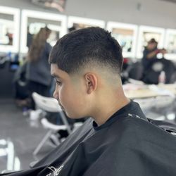 (SEE DESCRIPTION) *CHEAP*Hair Clippers , Hair Styling Products 