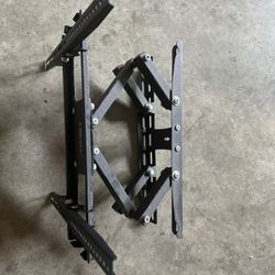 Universal TV wall mount