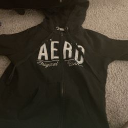 Extra Small Women’s Zip Up Hoodie Slightly Used