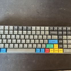 Tab 90 M Mechanical Keyboard 