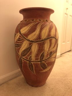 Ceramic vase