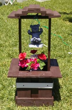 Garden decor- yard art