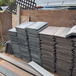 Roof Tile For Sale !! 225 Pieces 