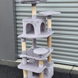 Gray Plush Multi-Level Cat Tree 🐾