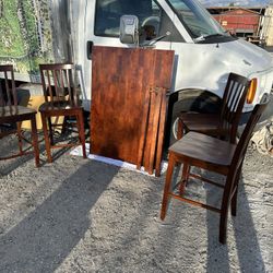 Pub Style Tall  Rectangle Table W/4 Chairs ~ CAN DELIVER!!!