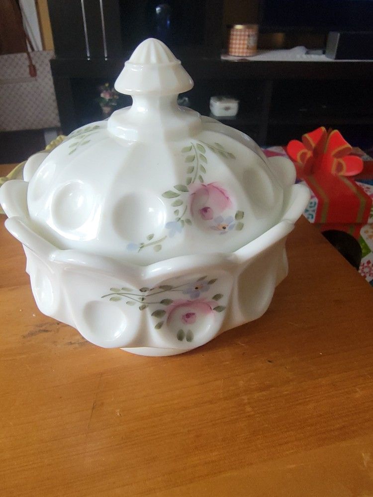 💥Vintage Milk Glass candy dish Hand painted Roses Westmoreland Glass covered Candy Jar