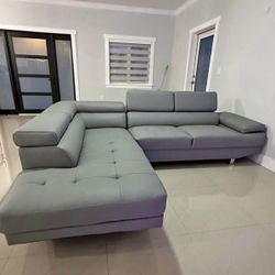 Sectional Sofa 