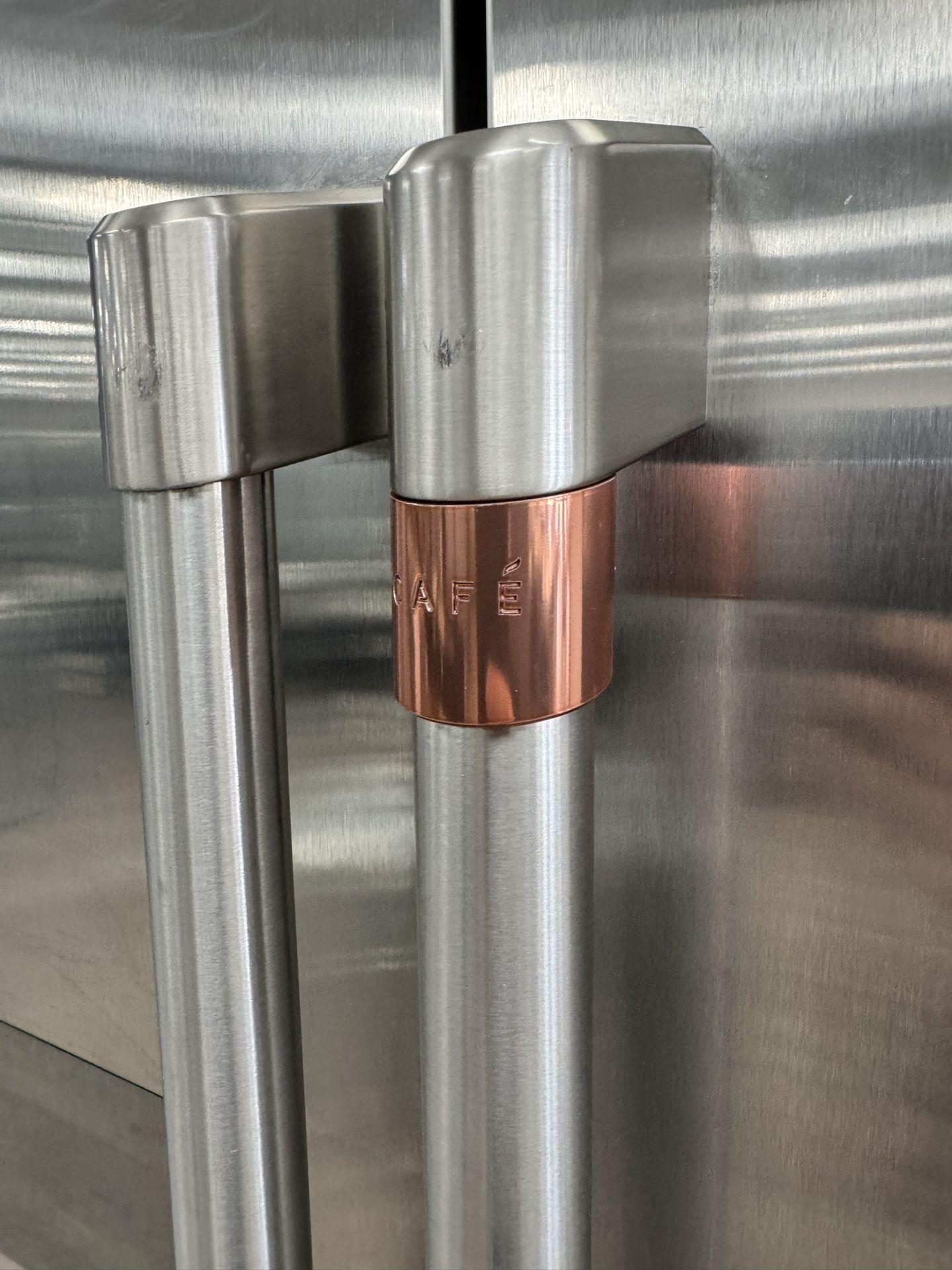 Ge Café 25.4 Ft.³ Built-In Refrigerator