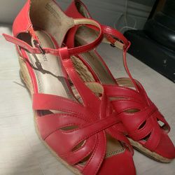 Womens Shoes Size9 Red Open-Toe Pumps 2.5" Heels