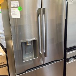 LG Counter depth zero clearance refrigerator 23 cu ft